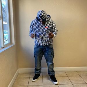 Meet your Posher, Cedric